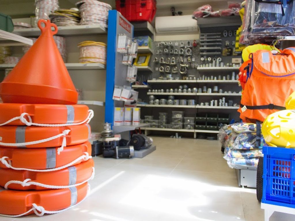 Cylinder Head & Equipment